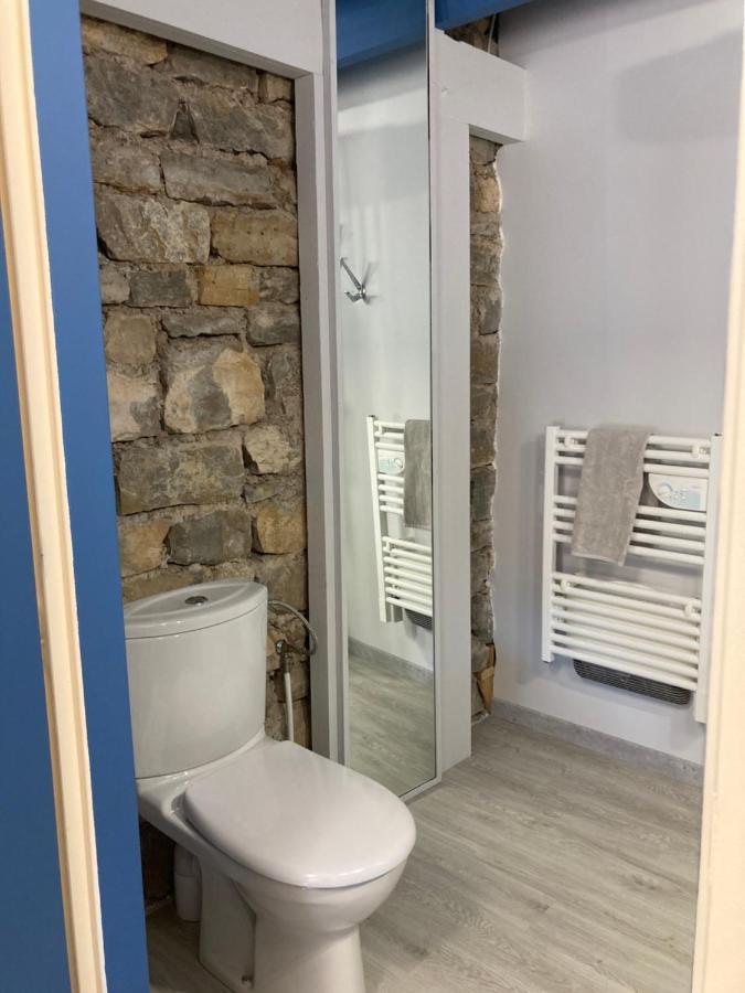 La Chambre Du Tonneau Montigny-sur-l'Ain Экстерьер фото