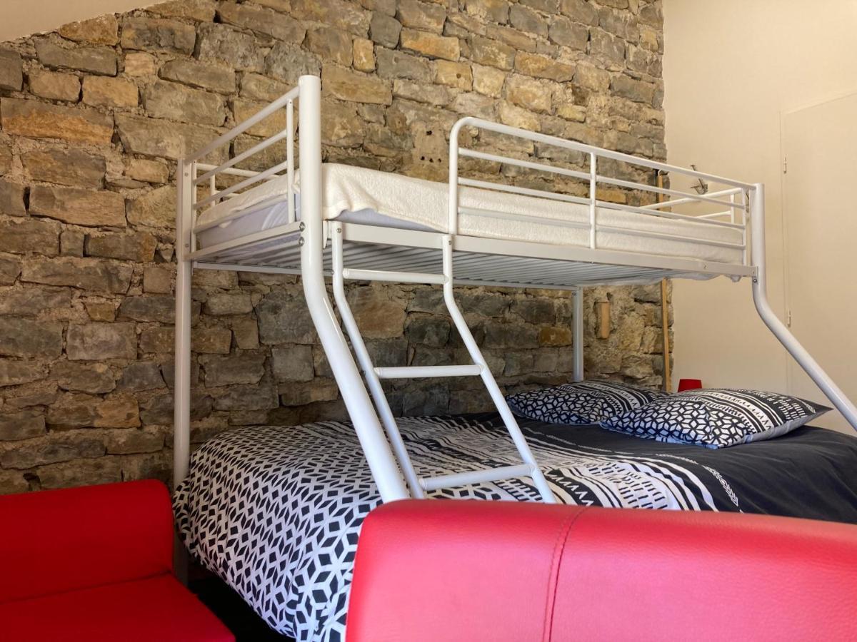 La Chambre Du Tonneau Montigny-sur-l'Ain Экстерьер фото